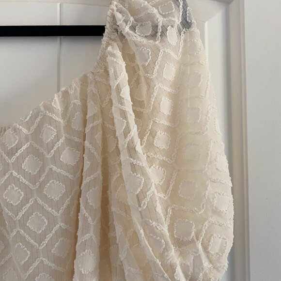 The Baili Textured Blouse in Cream Piper & Scoot NWOT S - Picture 3 of 7